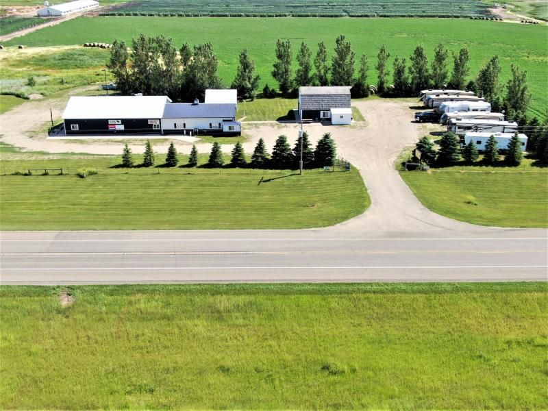 36275 US HWY 12, Ipswich, SD 57451
